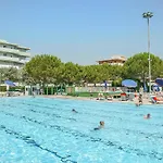 2 Bedroom Lovely In Apartamento *