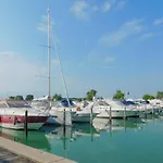 2 Bedroom Lovely In Bibione