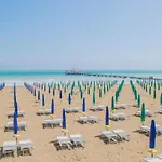 Apartamento 2 Bedroom Lovely In